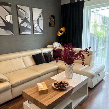 Krejcarek Garden Apartment Prague Luaran gambar